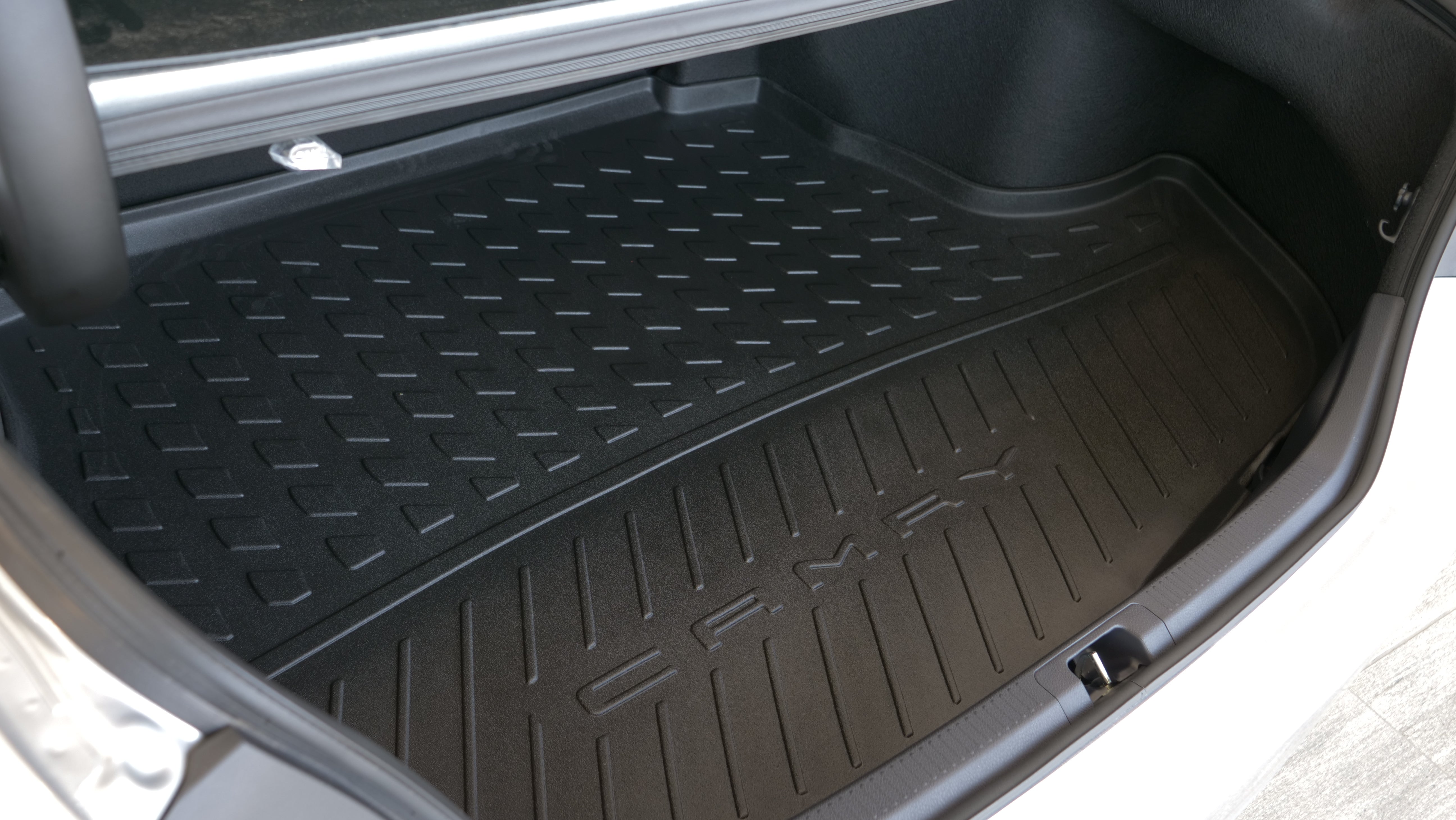 2019 toyota deals camry trunk liner